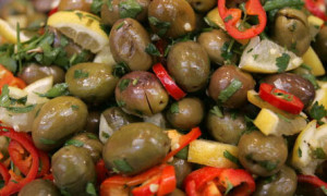 A Dieta do Mediterrâneo usa como base alimentos ricos em antioxidantes
