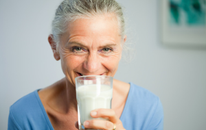 consumo de cálcio previne a osteoporose