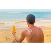 Protetor solar para peles fotodanificadas com Adenin - 30 gramas   